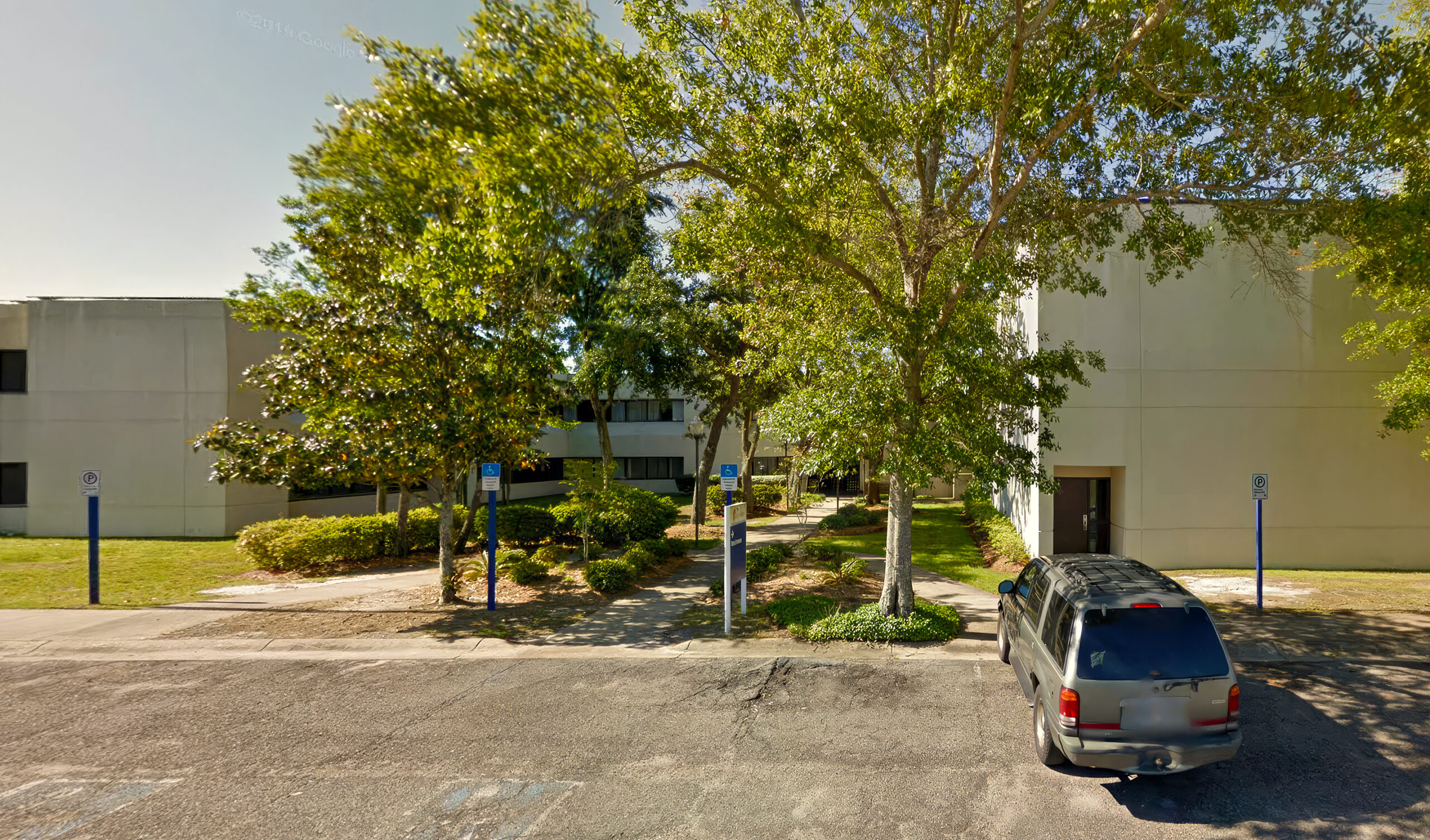 NEC-Biloxi-MS-BHH-Oceans-02-Exterior