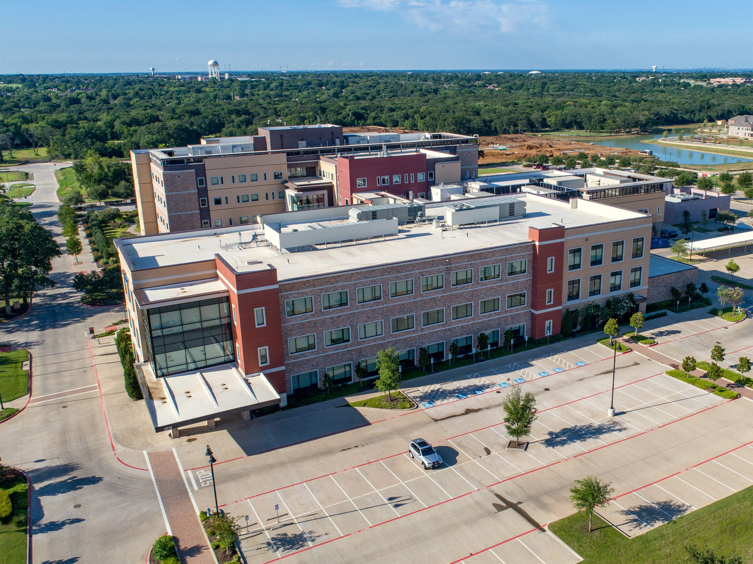 NEC-Flower-Mound-TX-River-Walk III-MOB-02-Exterior